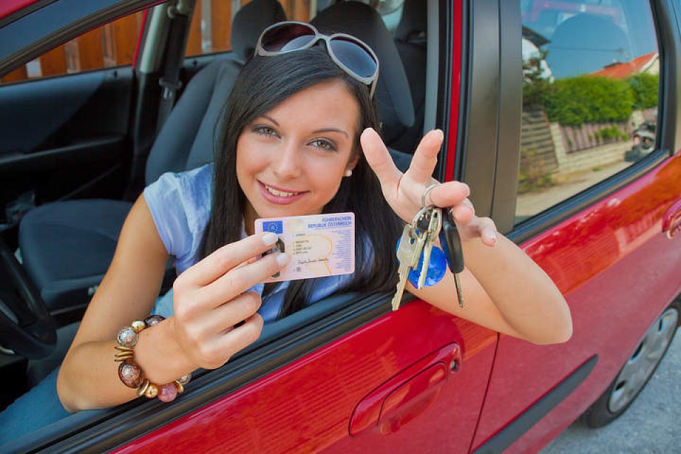 auto gekocht voor rijbewijs gehaald