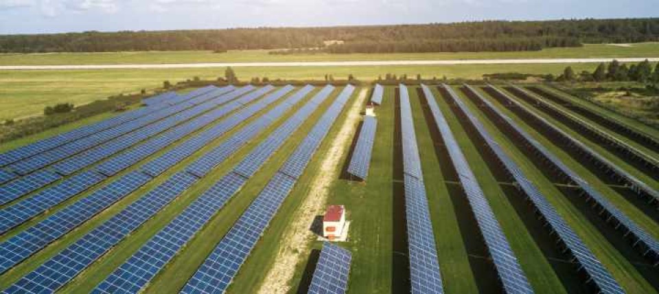 zonneparken aangesloten op stroomnet