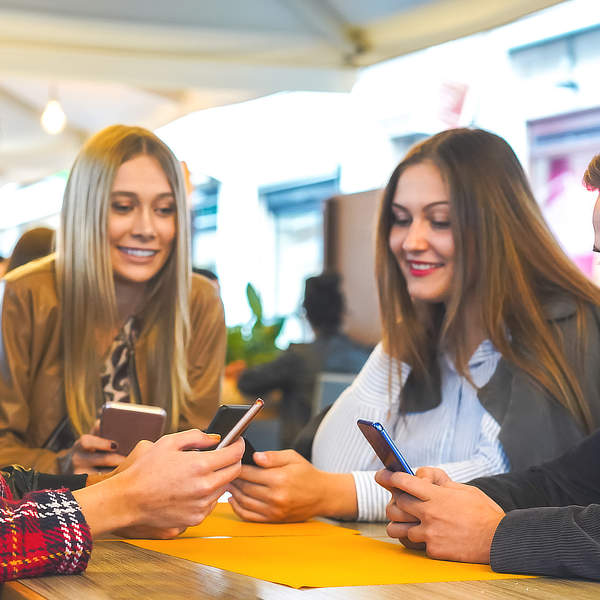 hoe je telefoon langer meegaat